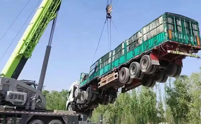 西安区道路脱困救援案例